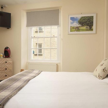 The White Hart Hotel Modbury Extérieur photo
