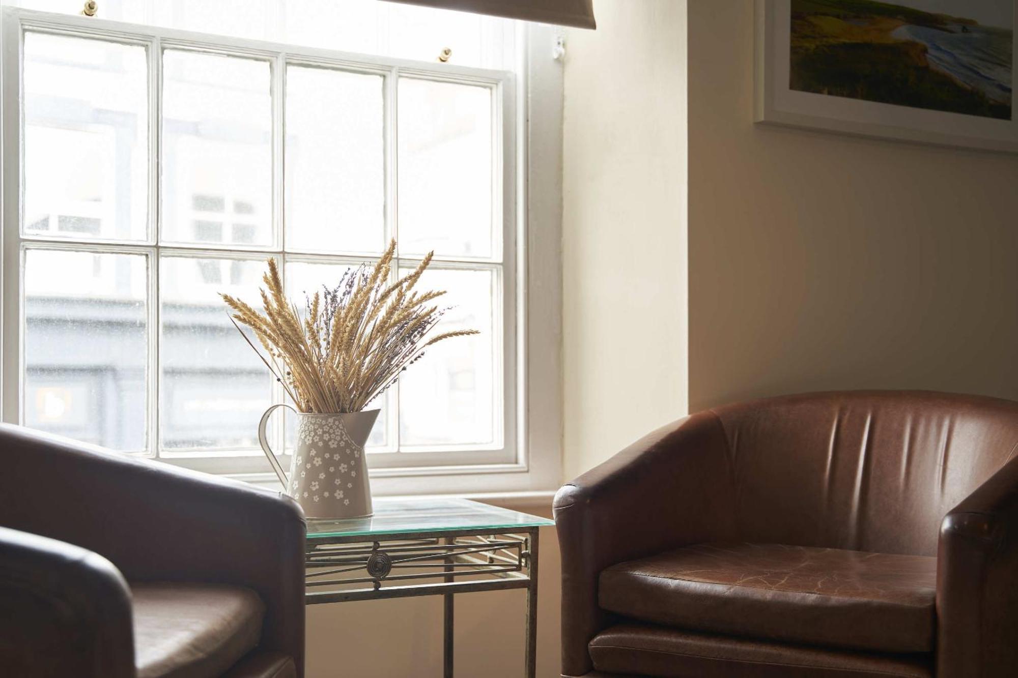The White Hart Hotel Modbury Extérieur photo